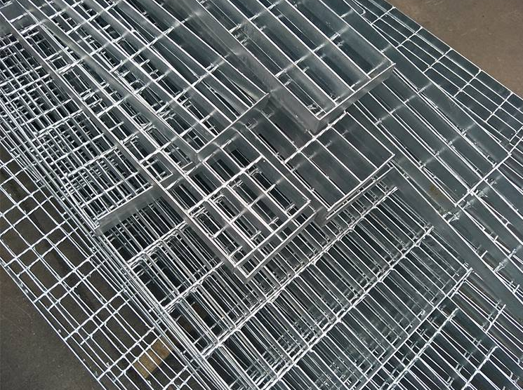 排水格柵板50高|過(guò)濾格柵板|不銹鋼過(guò)濾格柵板10mm厚